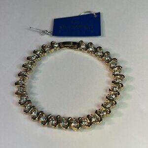 Swarovski Elements Tennis Bracelet Charm gold plated light weight
